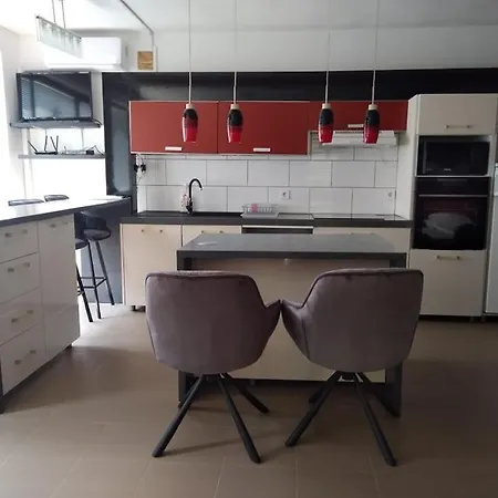 Mecsek Apartman Pécs Exterior foto